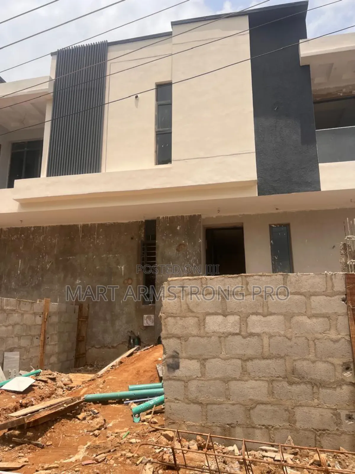 Furnished 4bdrm Duplex in Waterfront Estate for sale in Magodo Isheri