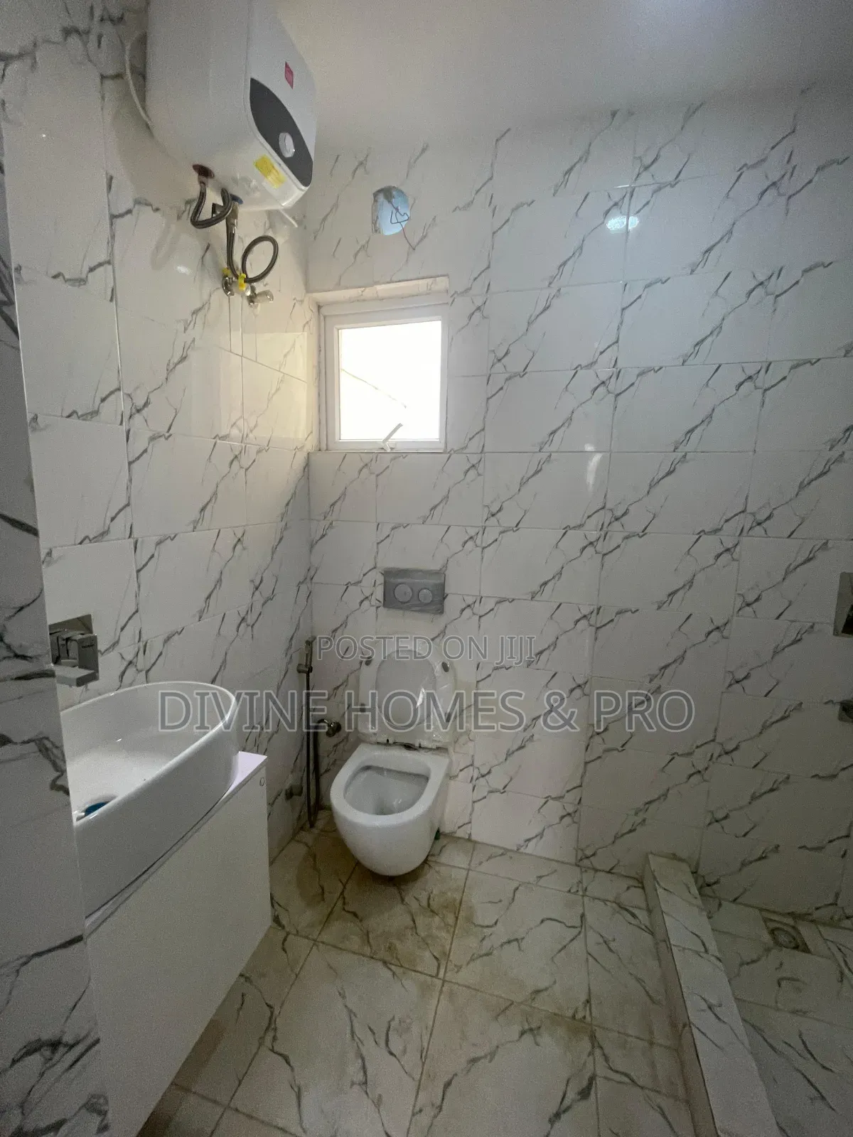 4bdrm Duplex in Life Camp for sale in Life Camp