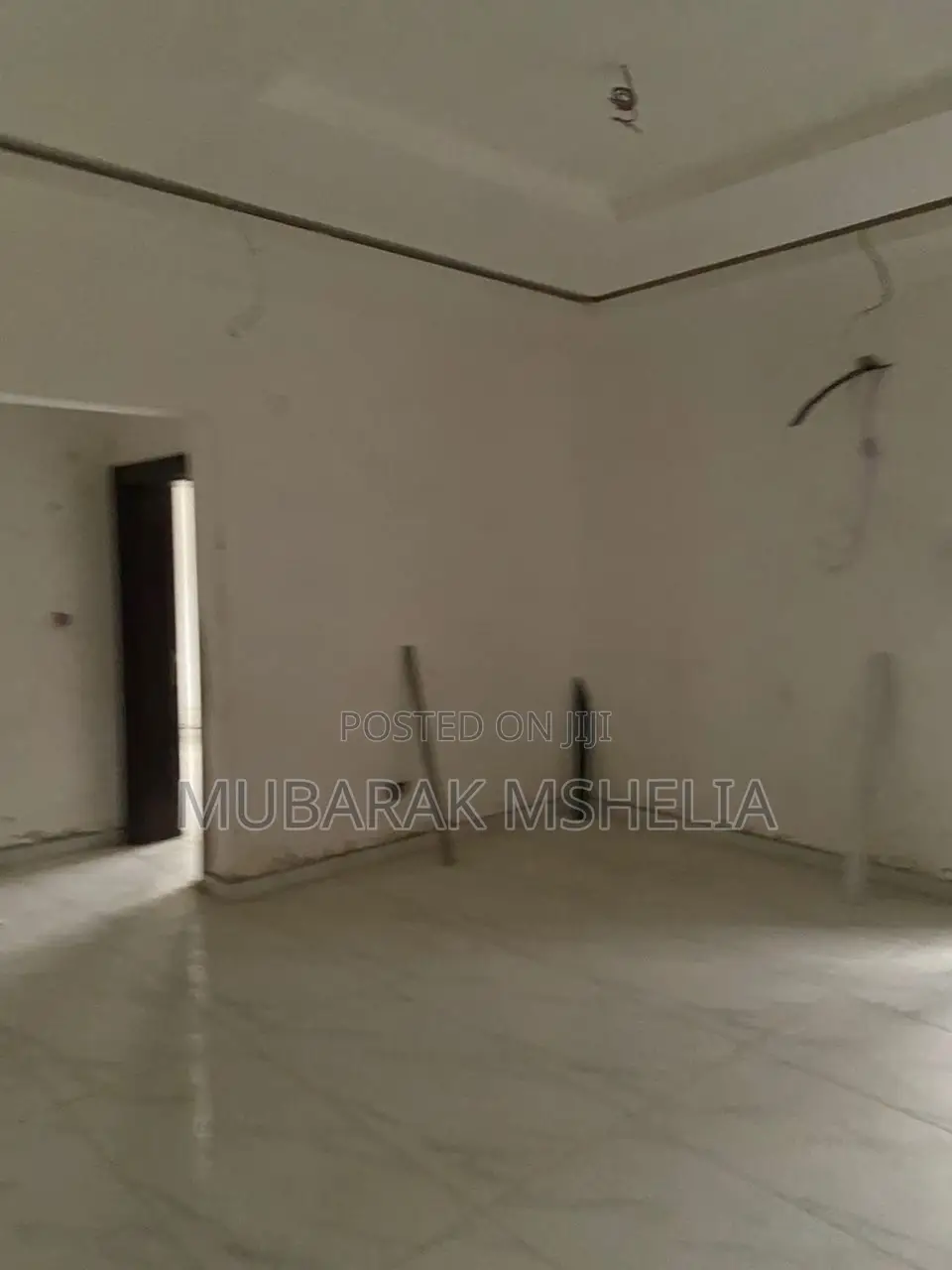 5bdrm Duplex in Idu Industrial for sale in Idu Industrial