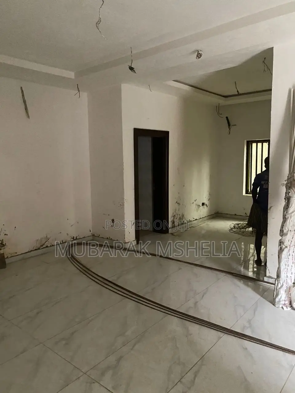 5bdrm Duplex in Idu Industrial for sale in Idu Industrial
