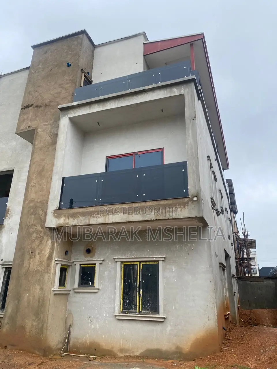 5bdrm Duplex in Idu Industrial for sale in Idu Industrial