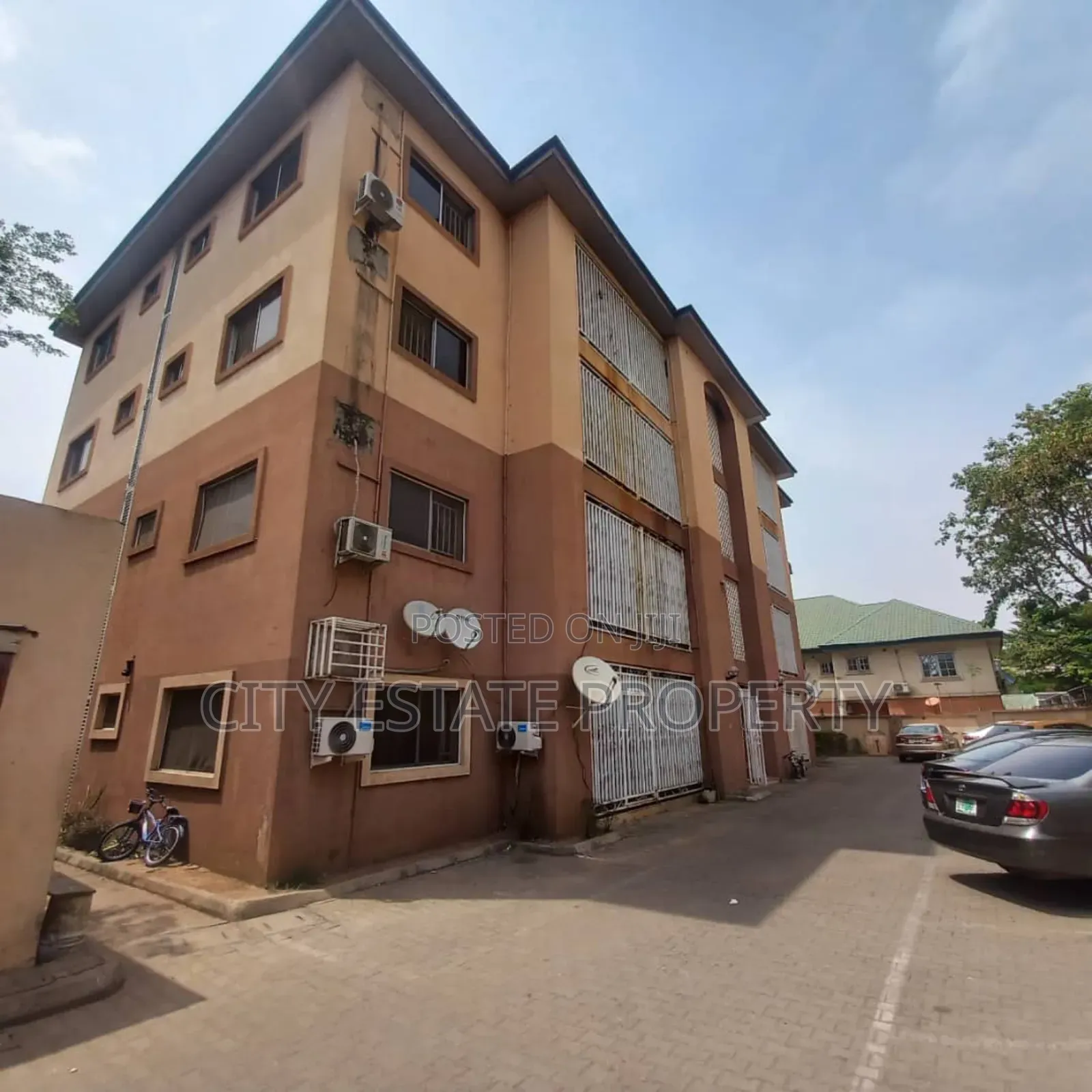 3bedroom Office Complex for Rent in Abuja in Utako