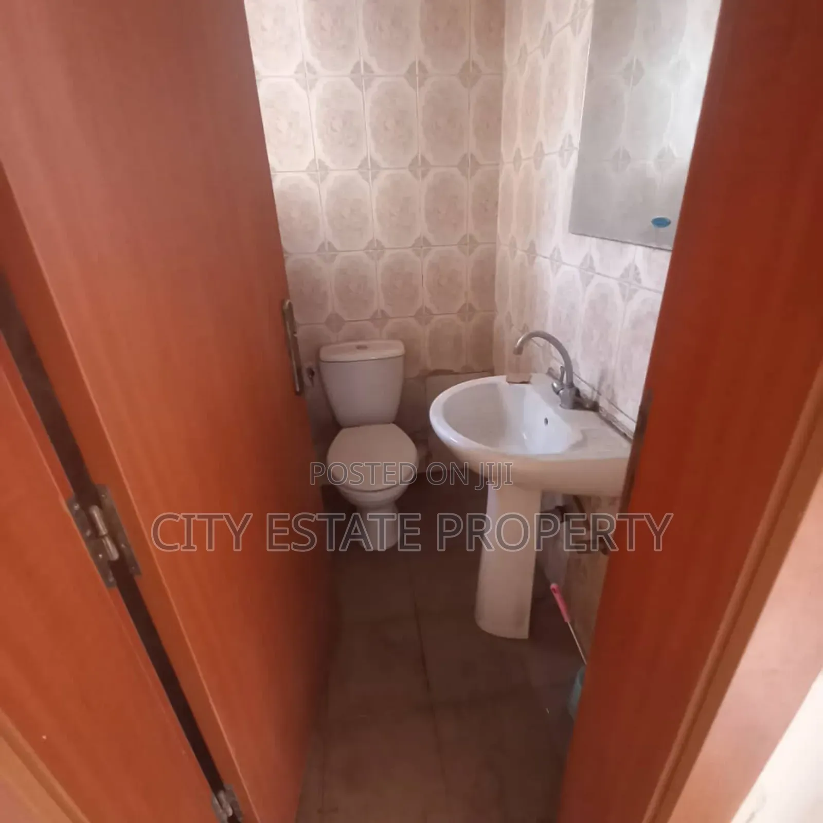 3bedroom Office Complex for Rent in Abuja in Utako
