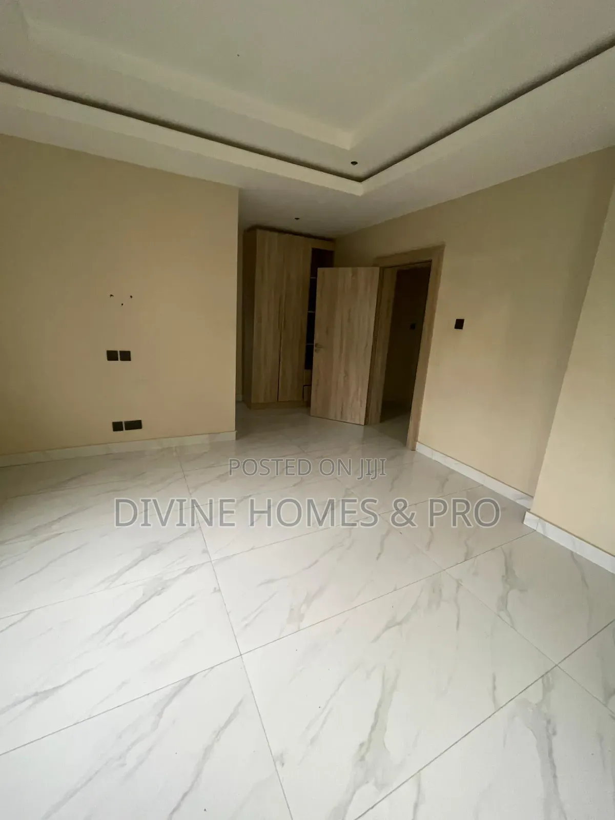 4bdrm Duplex in Life Camp for sale in Life Camp