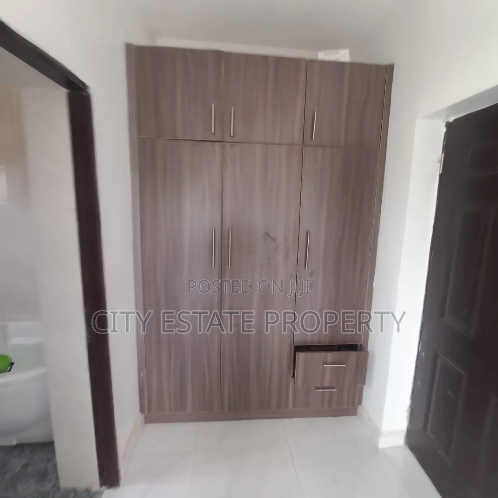 Furnished 3bdrm Block of Flats in T. O.S. Douglas, Kaura for sale in Kaura