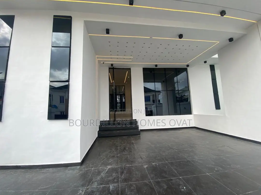 5bdrm Duplex in Addo Road, Ajah for sale in Ado / Ajah