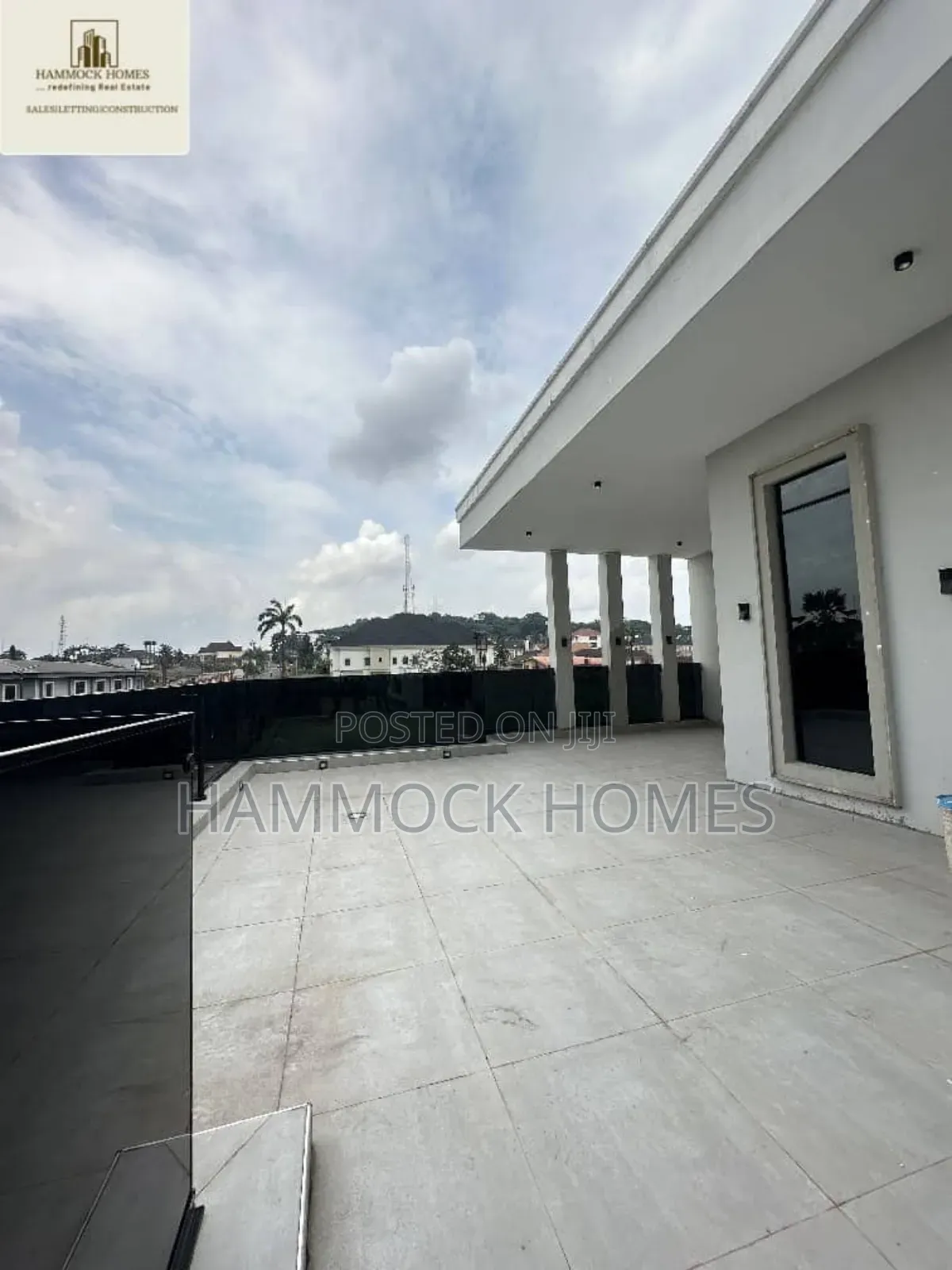5bdrm Penthouse in Agodi Gra for sale in Agodi
