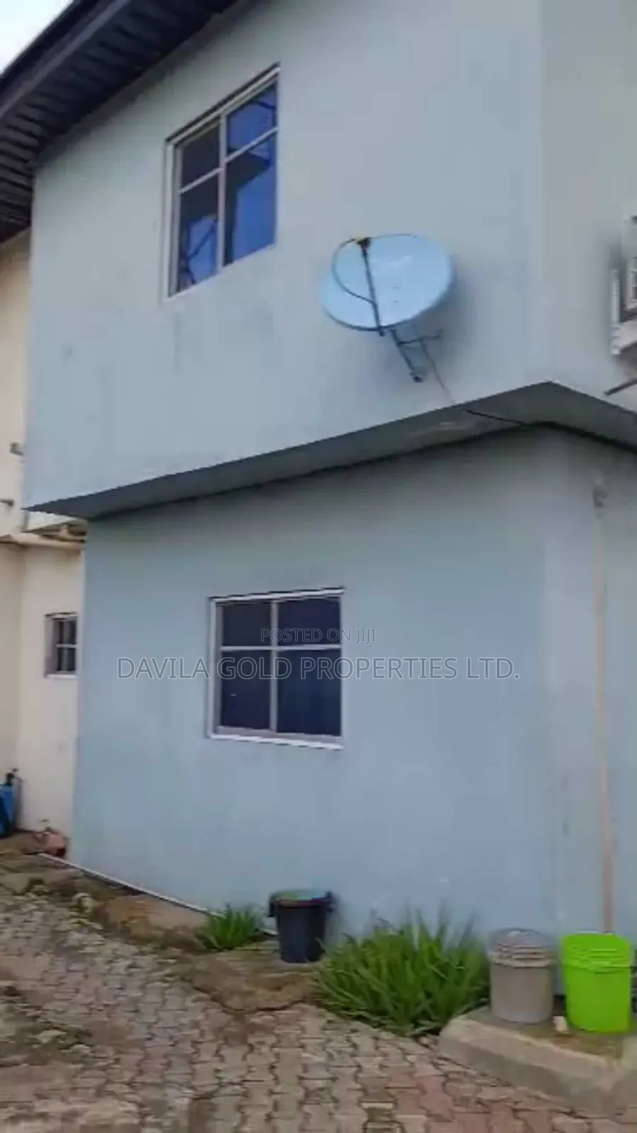 12bdrm Block of Flats in Benin City for sale in Benin City
