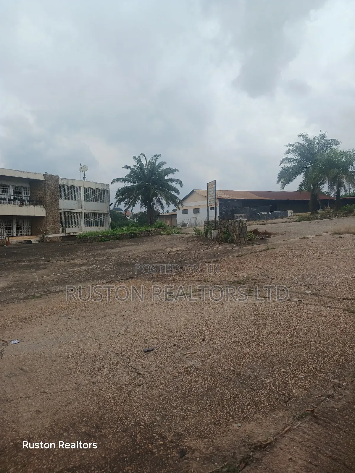 Warehouse on About 7 Acres Land in Ibadan