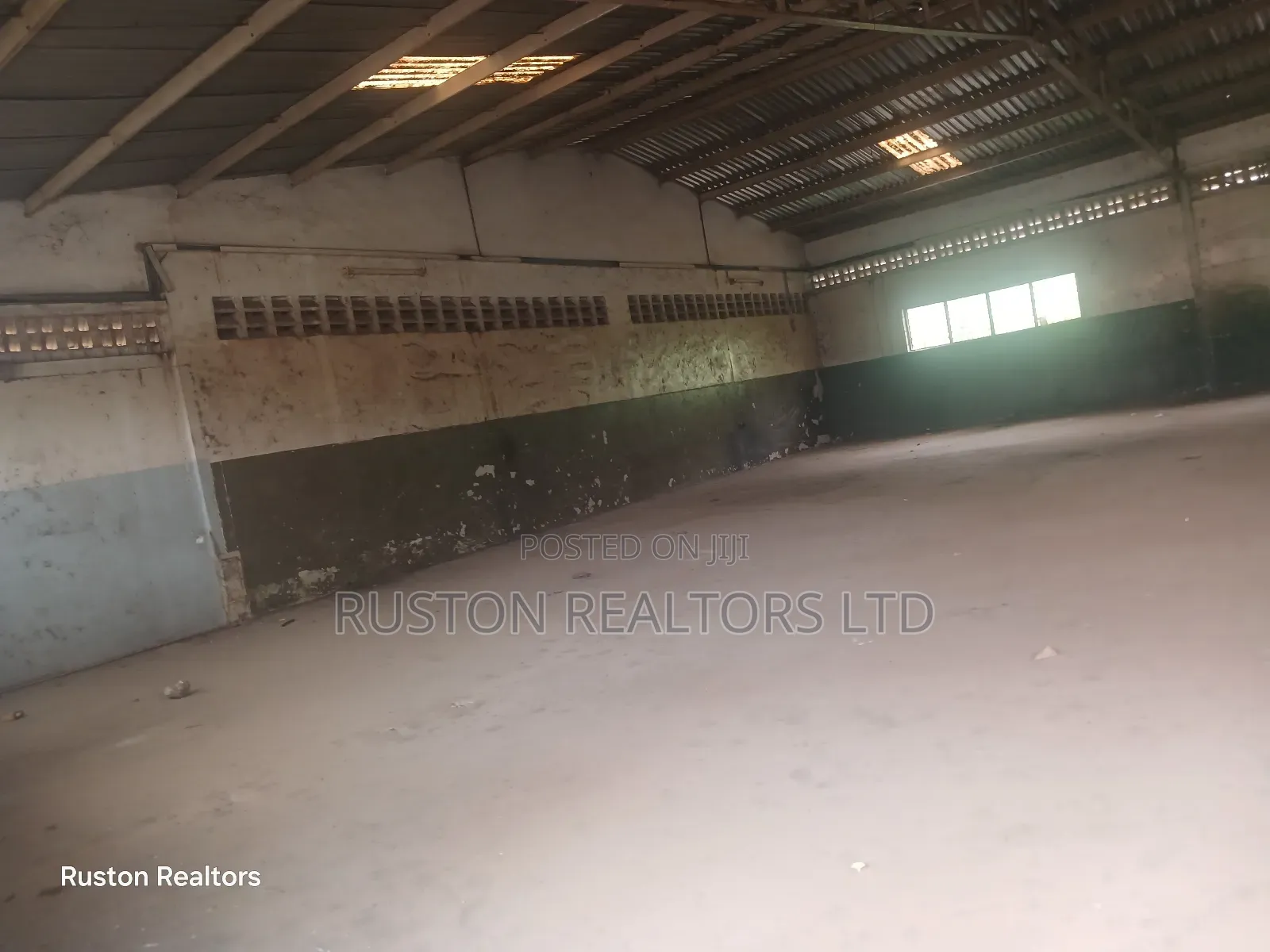 Warehouse on About 7 Acres Land in Ibadan