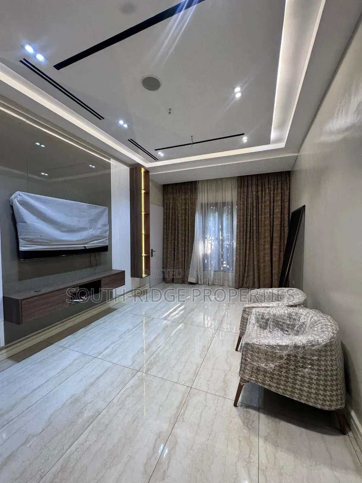 Furnished 20bdrm Duplex in Utako for sale in Utako