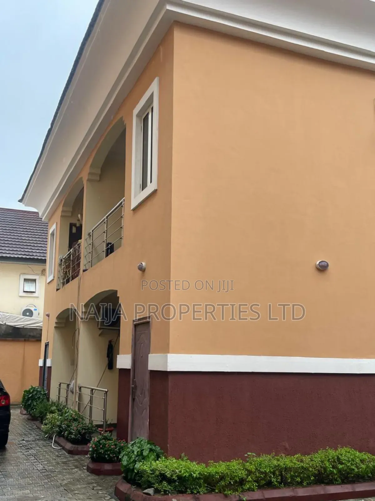 20 Flats at Oniru Estate, Victoria Island for Sale in Victoria Island