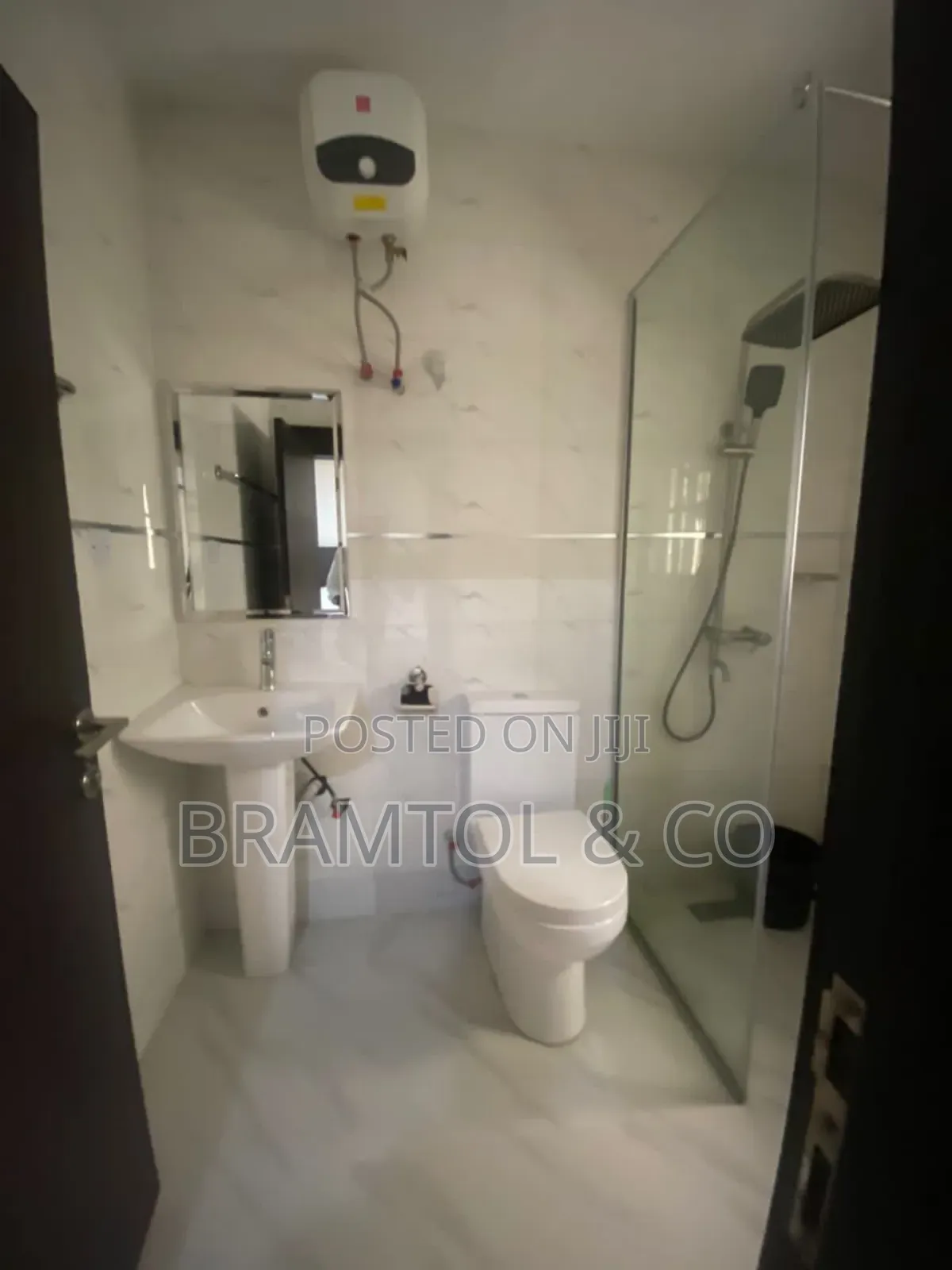 Furnished Studio Apartment in Wuse 2 for rent in Wuse 2