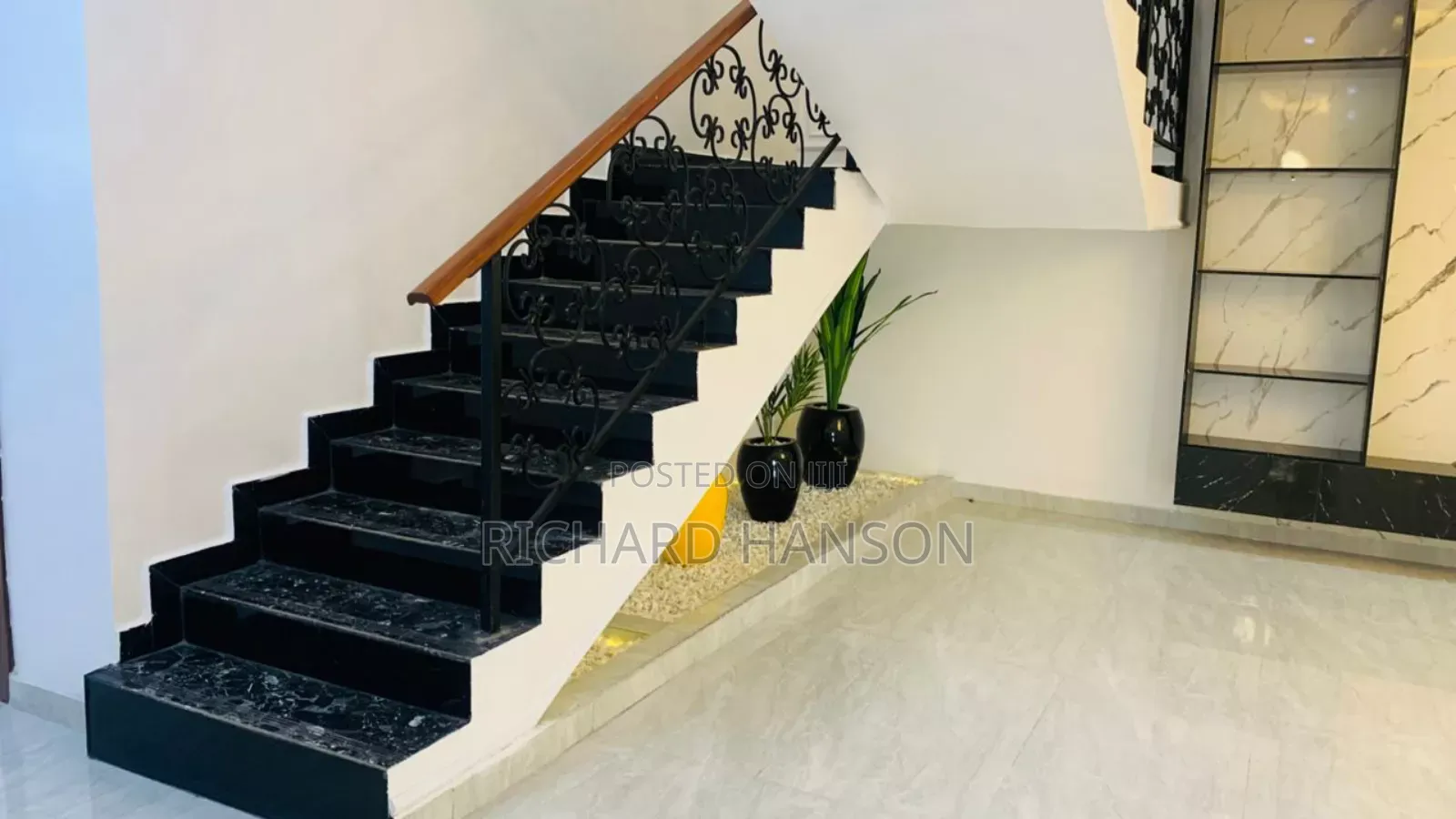 4bdrm Duplex in Inside Sangotedo for sale in Sangotedo