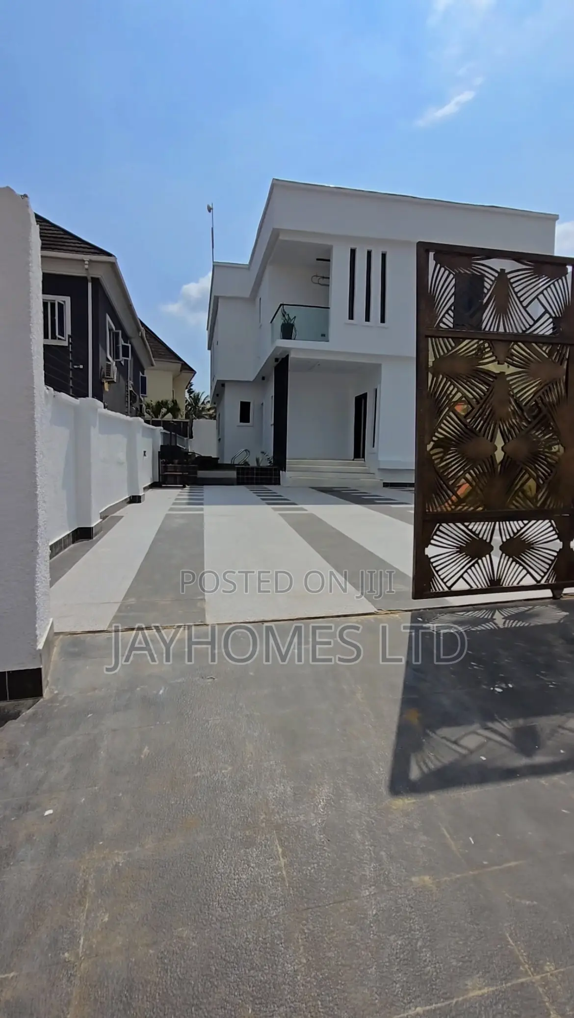 Super Luxury 5 Bedroom Duplex With Swimming Pool for Sale in Asaba in Oshimili South