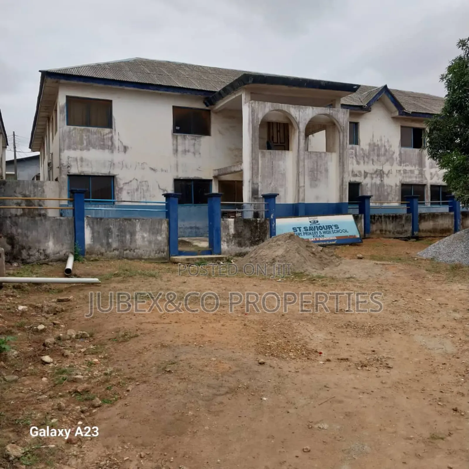 20bdrm House in Ishitu Road Igando for Sale in Igando / Ikotun/Igando