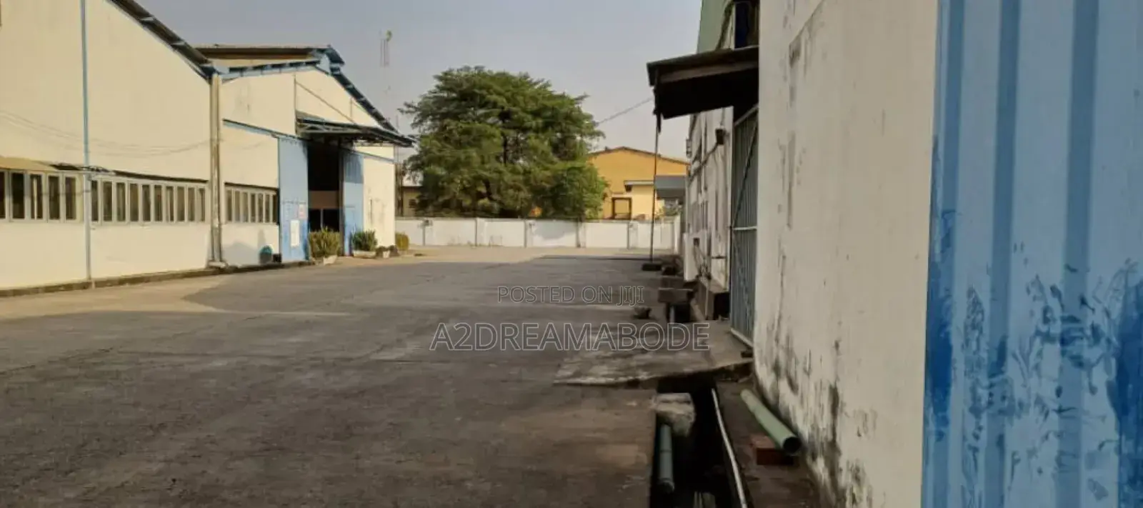 Massive 22 Bay Warehouse in Oshodi Expressway