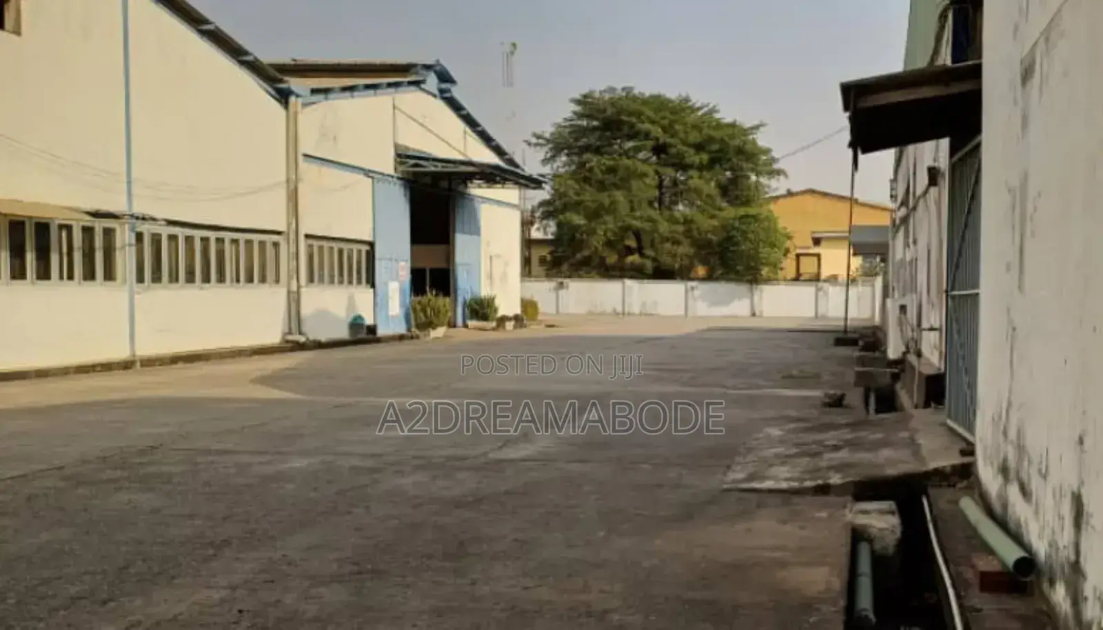 Massive 22 Bay Warehouse in Oshodi Expressway
