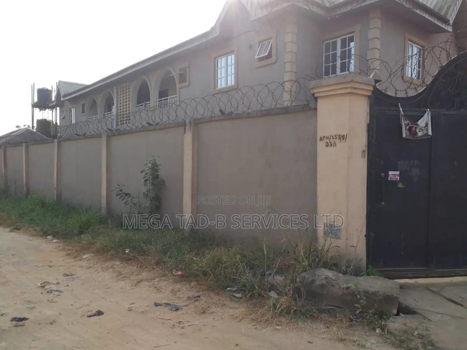 3bdrm Block of Flats in Magada Behind Mfm for sale in Berger