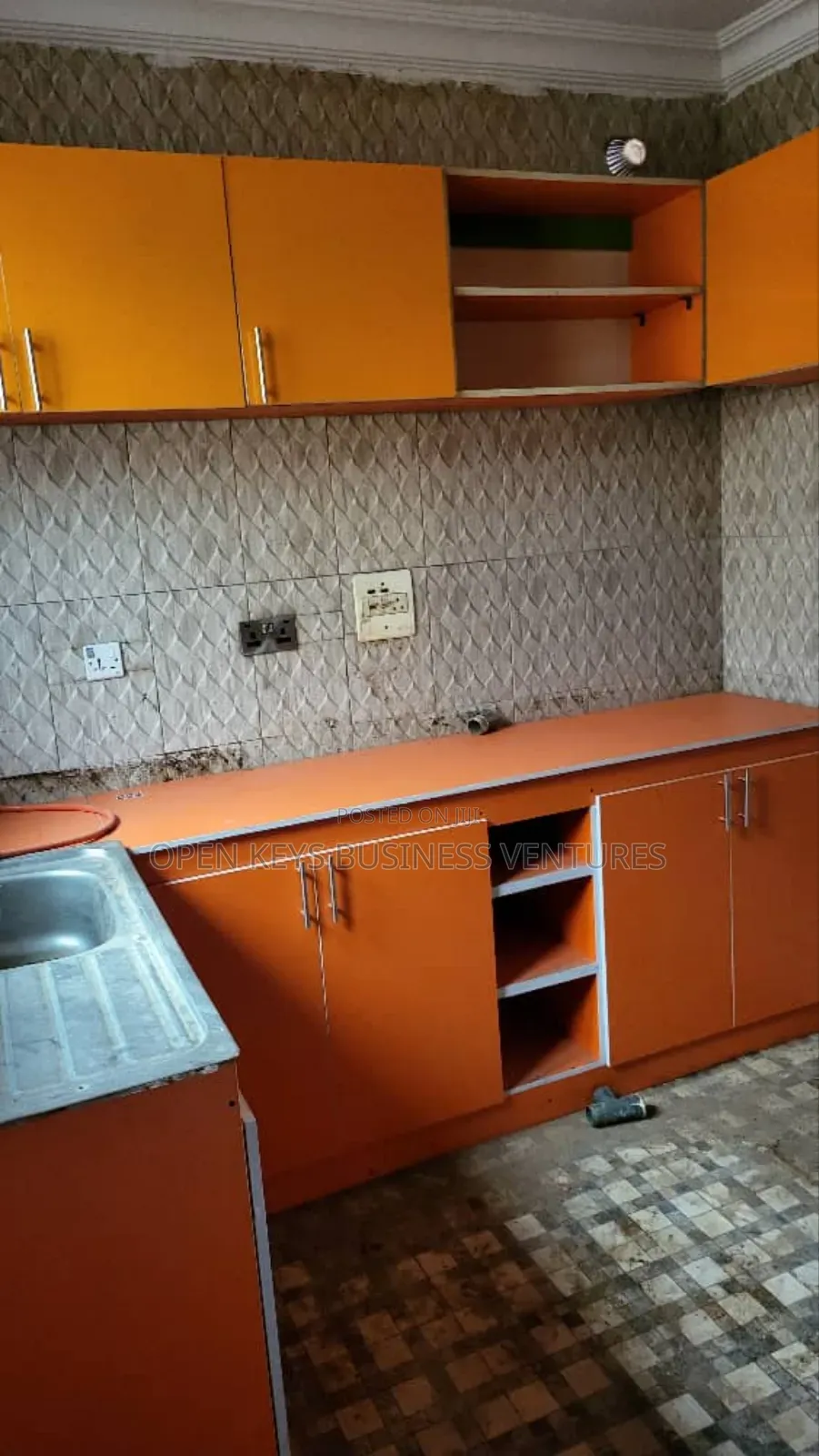 Furnished 2bdrm Bungalow in Baptist Grammar, Jericho for sale in Jericho