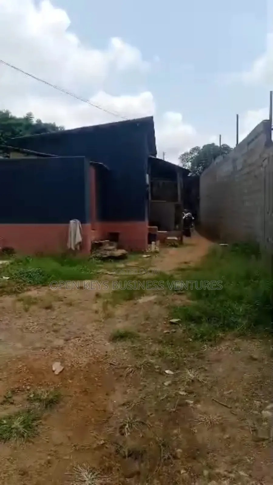 1,279sqm of Bare Land Apampa Road Jericho Gra in Jericho