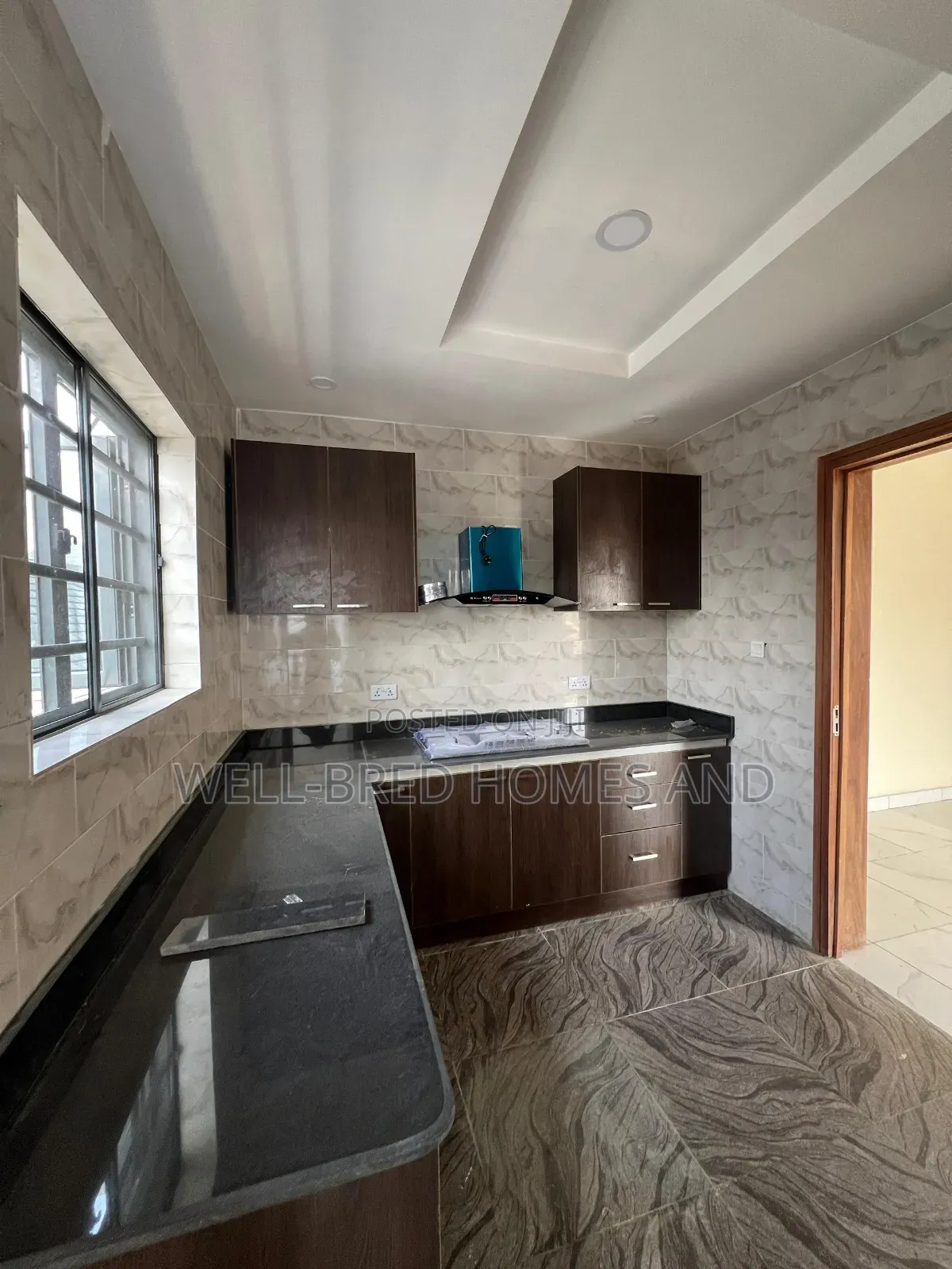 3bdrm Apartment in Osapa Lekki Lagos for rent in Lekki