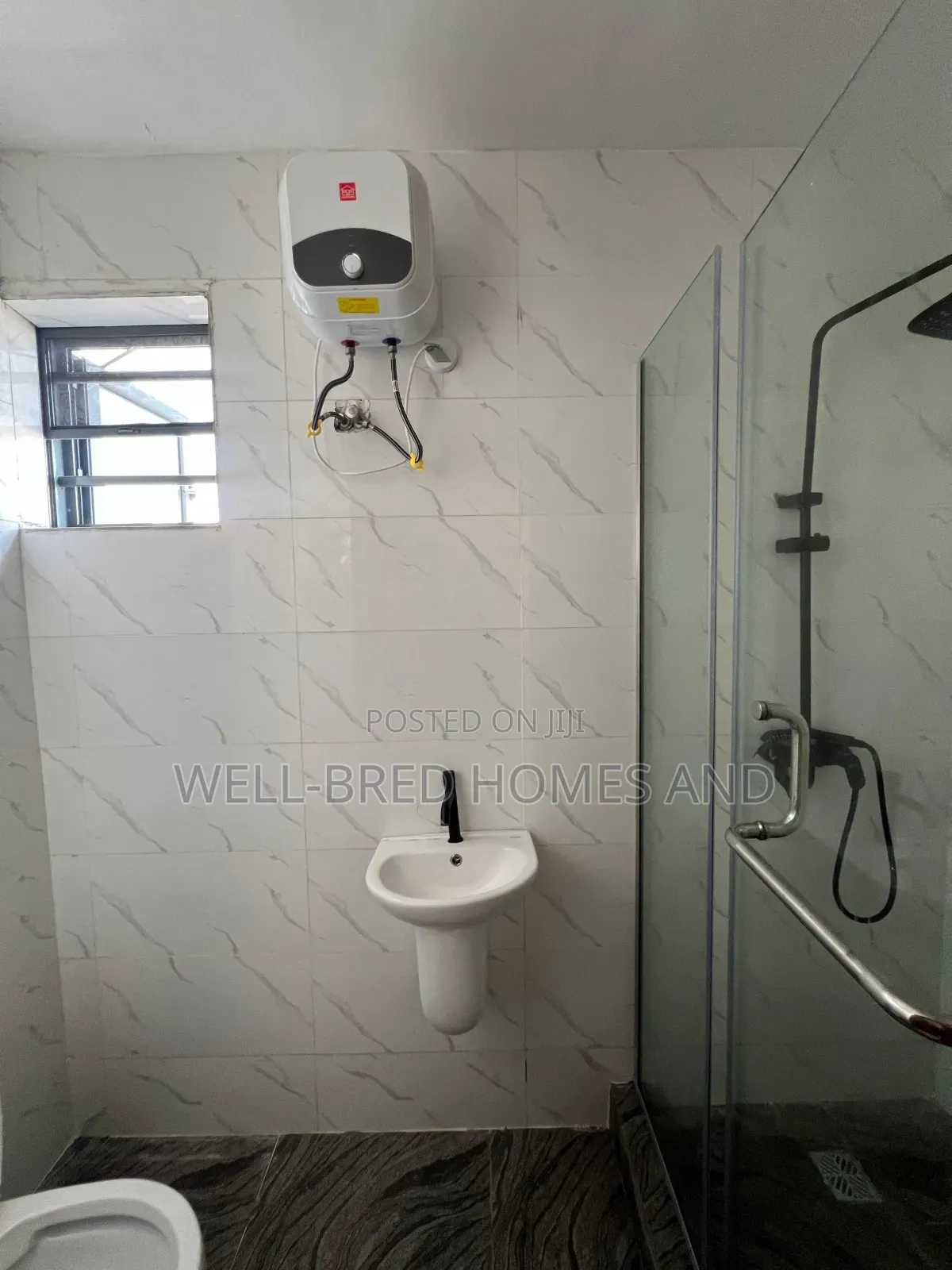 3bdrm Apartment in Osapa Lekki Lagos for rent in Lekki