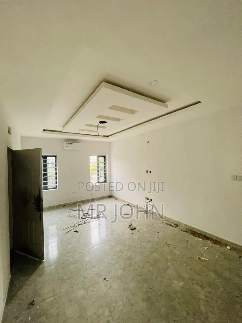 2bdrm Apartment in Ikota Owo, Lekki for rent in Lekki