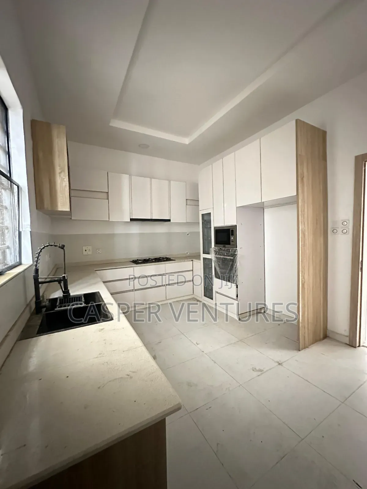 4bdrm Duplex in Vgc for sale in VGC / Ajah