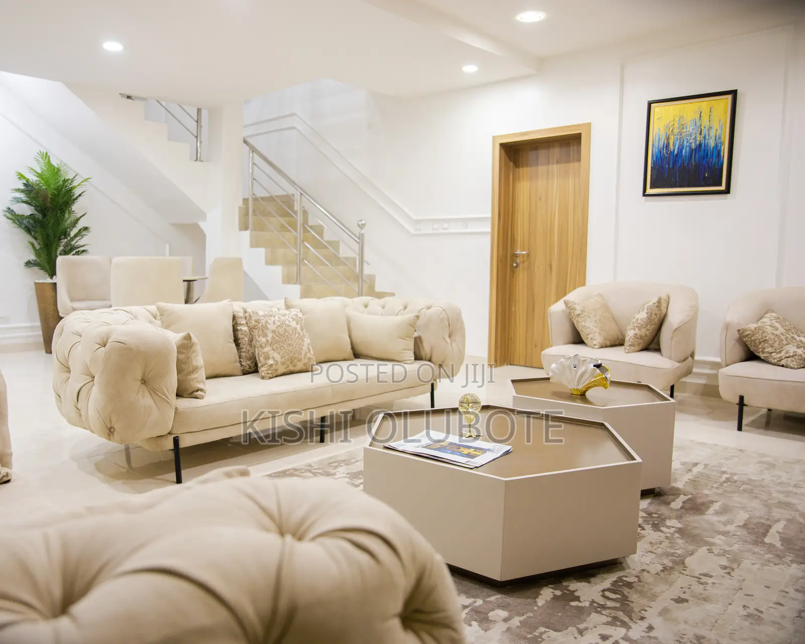 3bdrm Apartment in Ikate for sale in Ikate