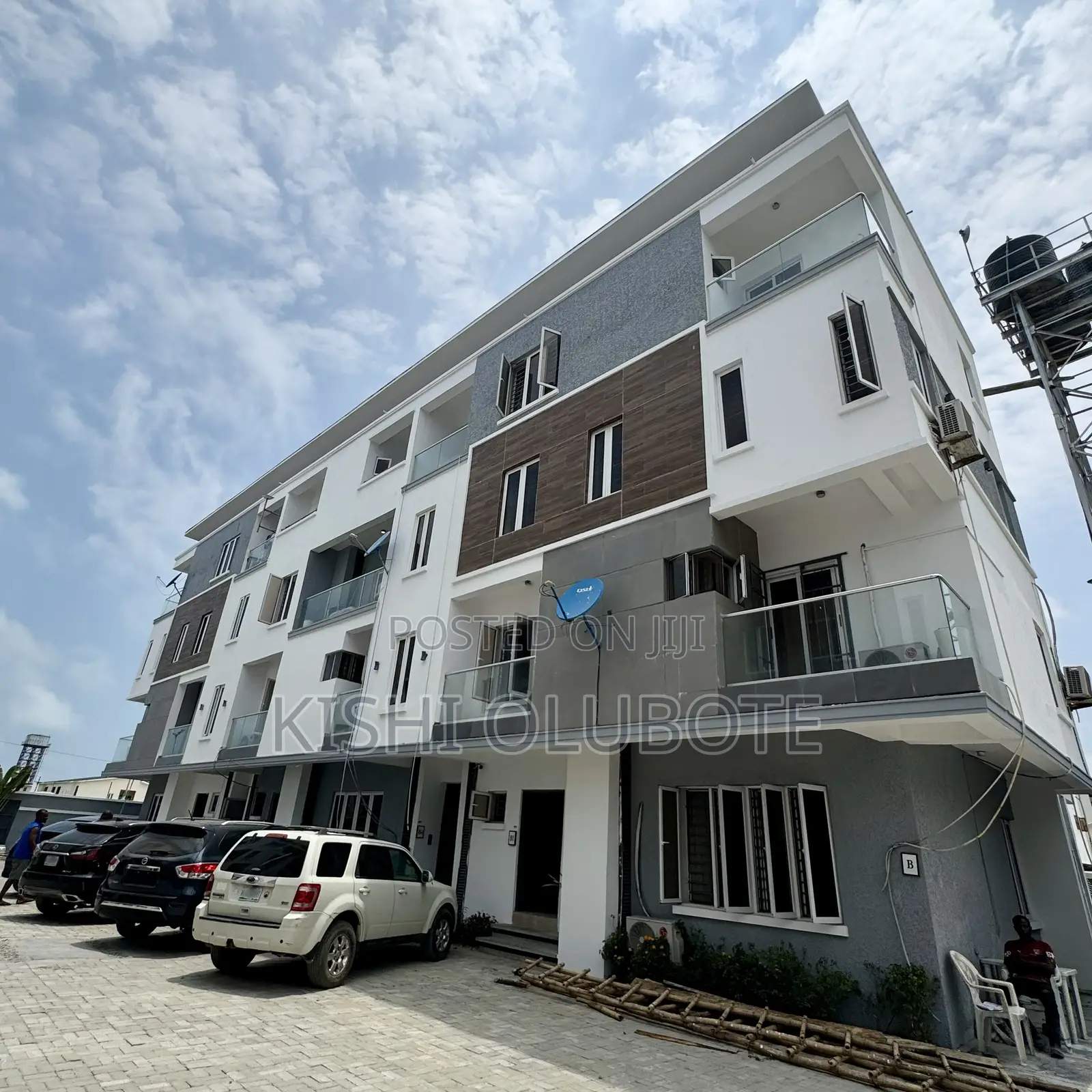 3bdrm Apartment in Ikate for sale in Ikate