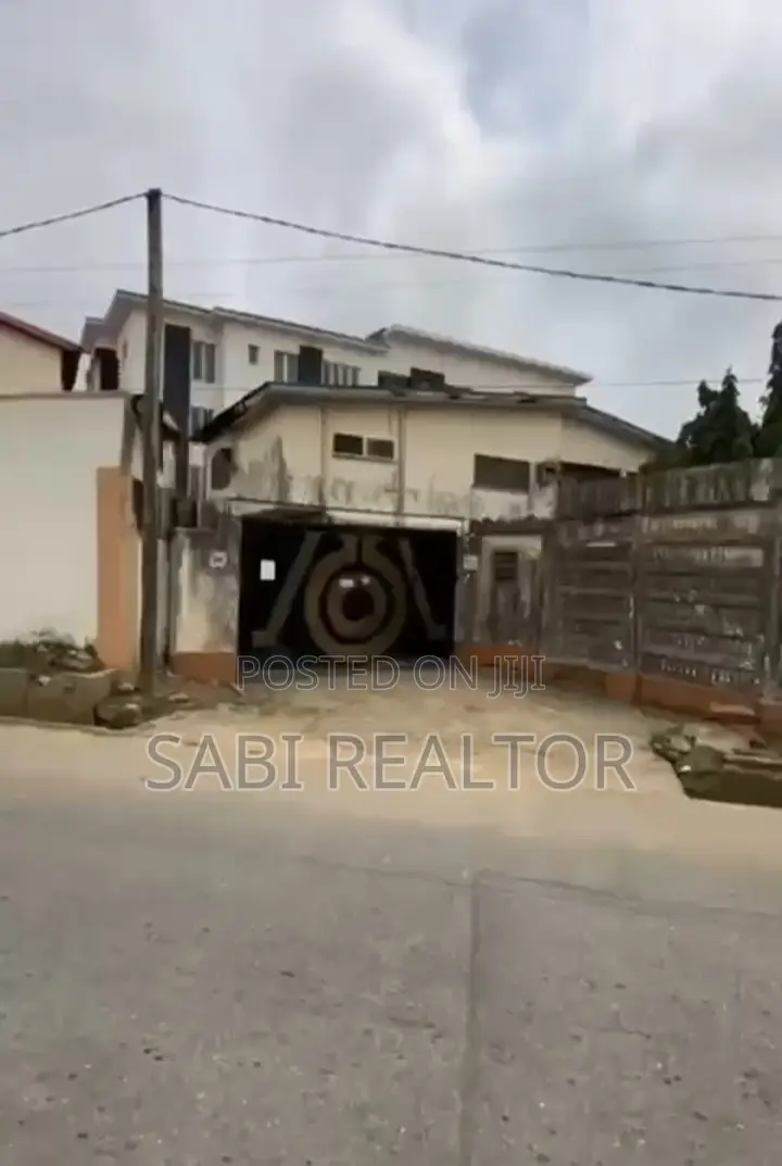 Prime Full Plot of Land at Adekunle Fajuyi Way, G R a Ikeja for Aale in Ikeja GRA