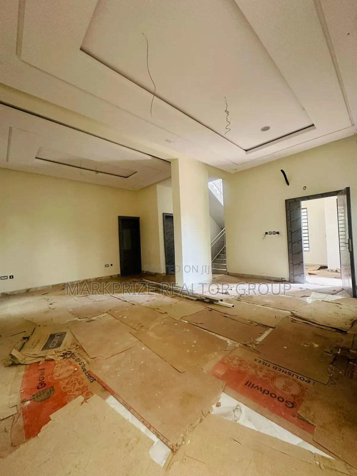 5bdrm Duplex in Omole Phase 2 for sale in Omole Phase 2