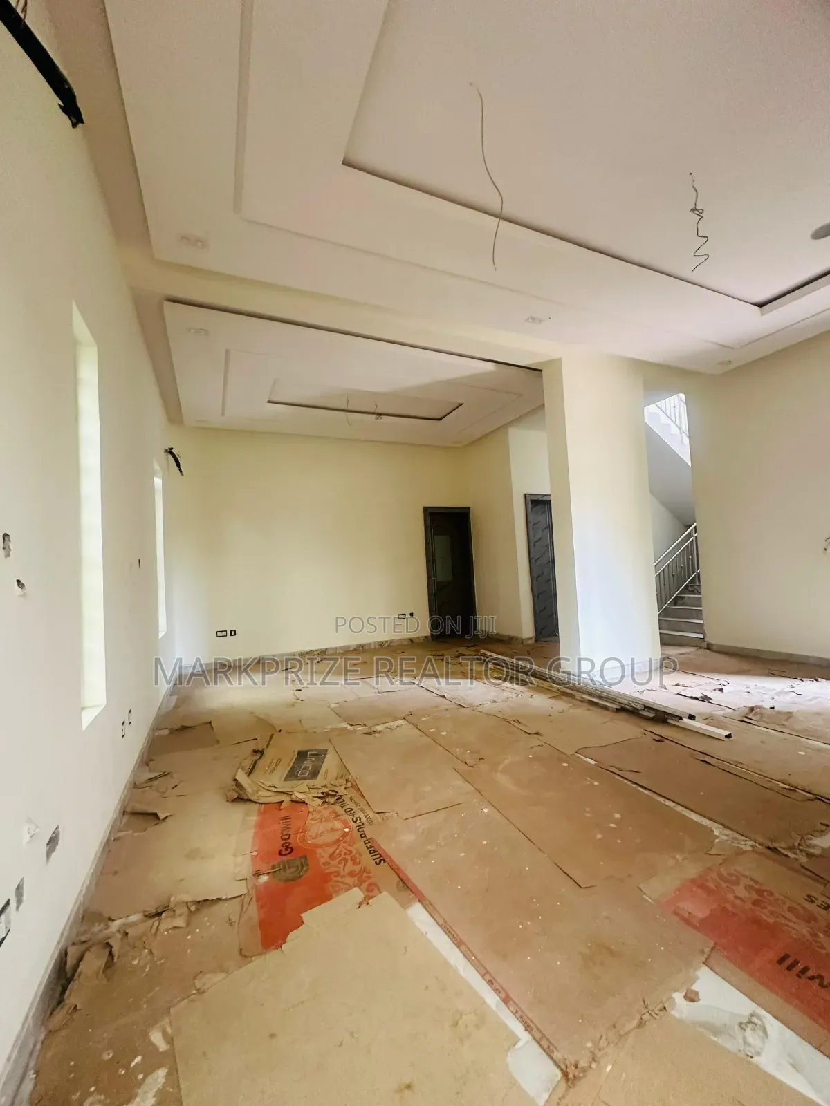 5bdrm Duplex in Omole Phase 2 for sale in Omole Phase 2