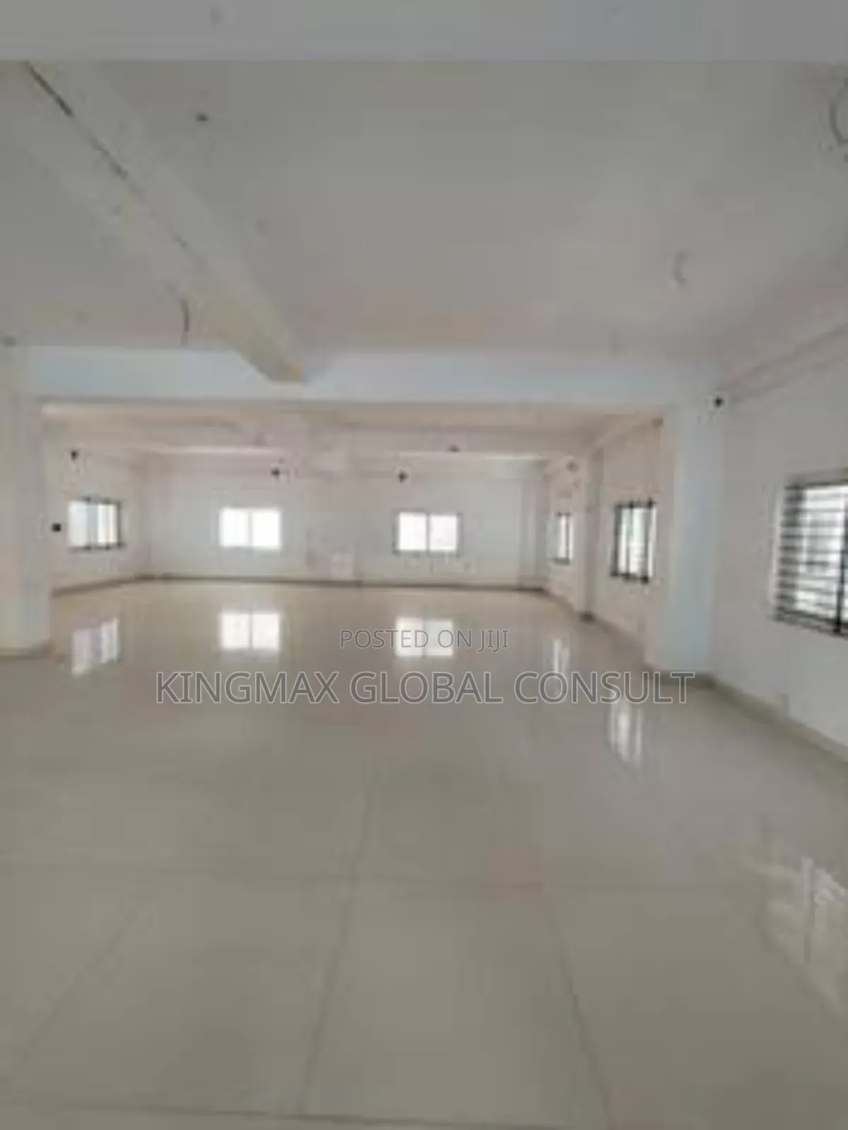 To Let / Tastefully Finished Commercial Property With Approximately in Katampe (Main)