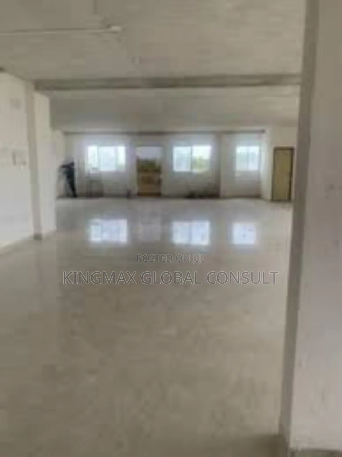 To Let / Tastefully Finished Commercial Property With Approximately in Katampe (Main)