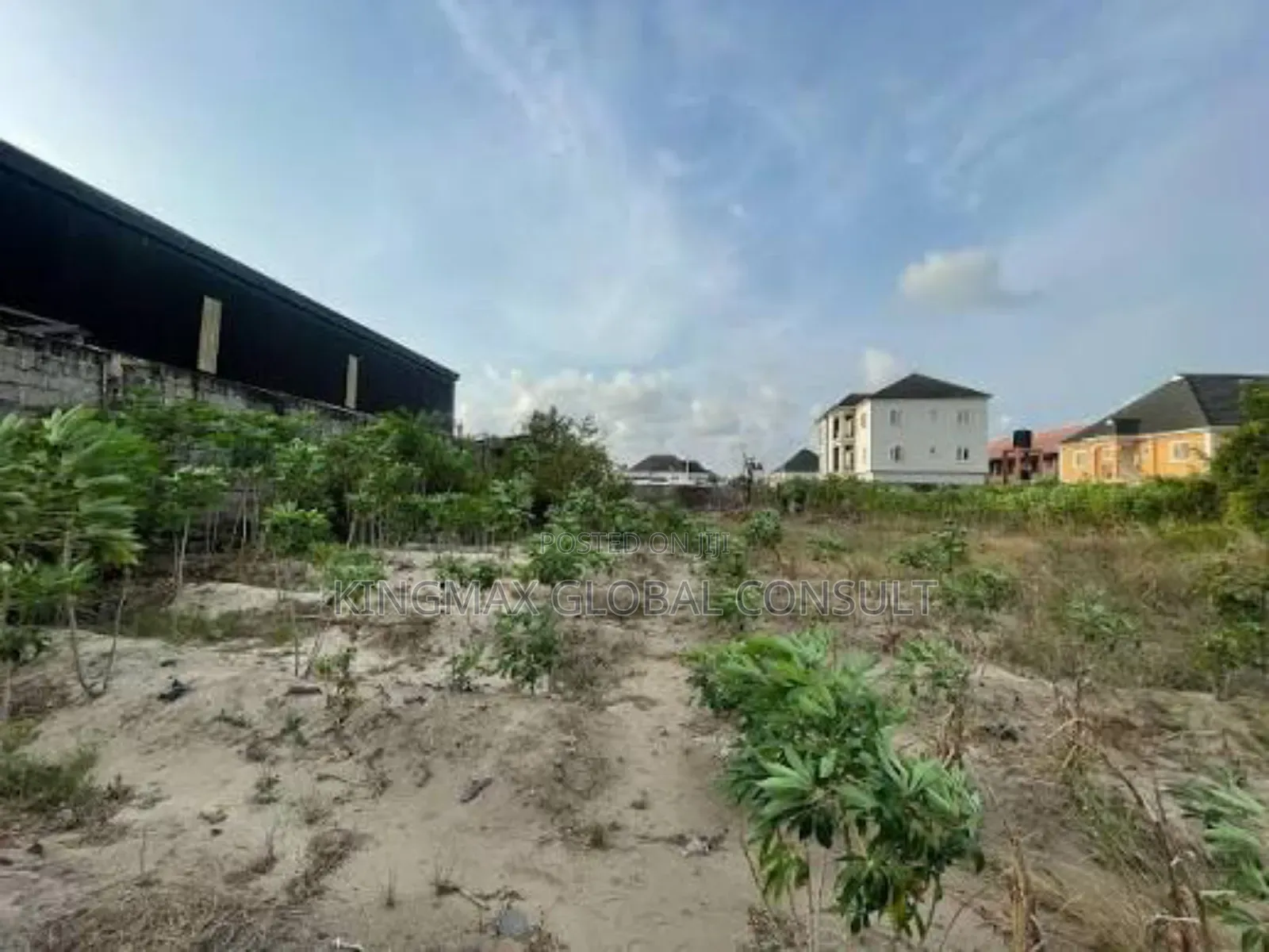 Land for Sale at Dakibiyu
Plot 813
Size 2,205sqm
C of O
Residential in Dakibiyu