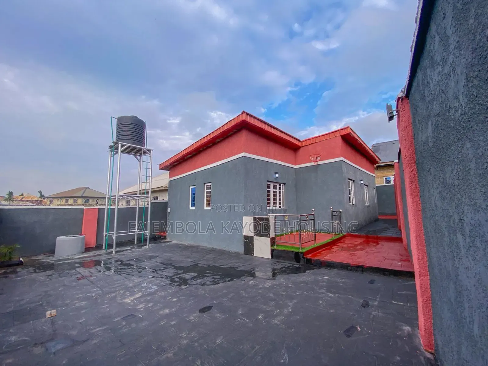 3bdrm Bungalow in Karinkapo Estate, Akala Express for sale in Akala Express