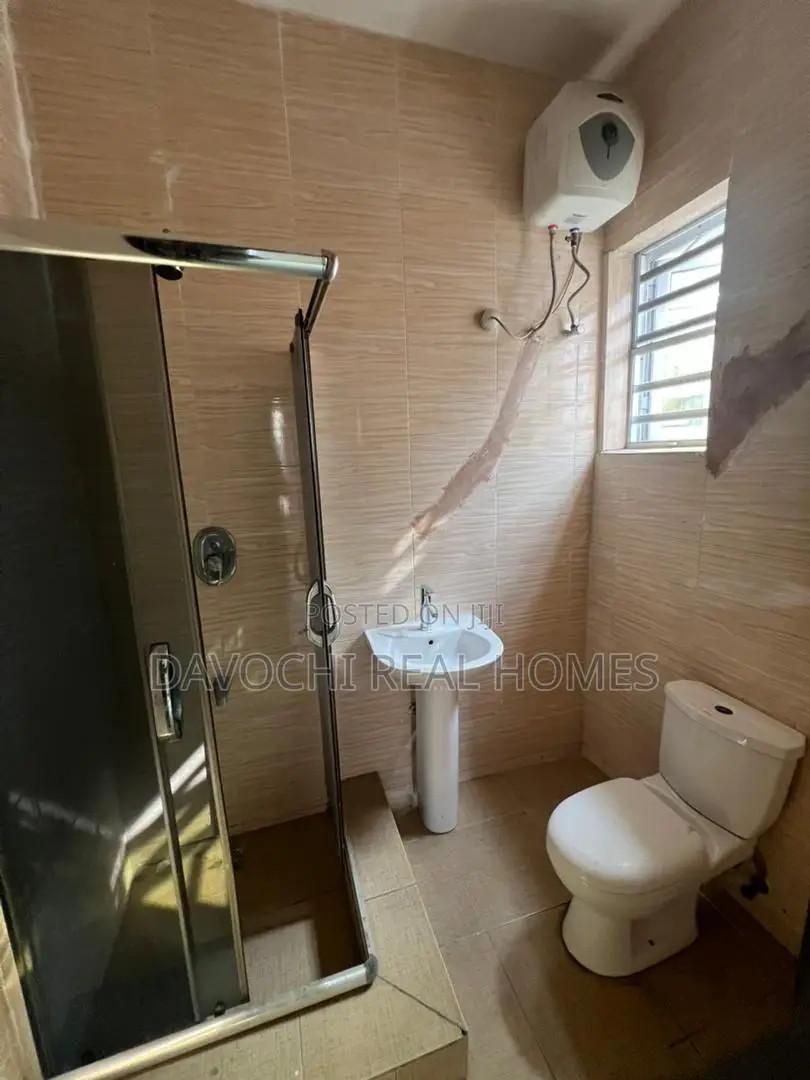 4bdrm Apartment in Lekki County for rent in Lekki Phase 2
