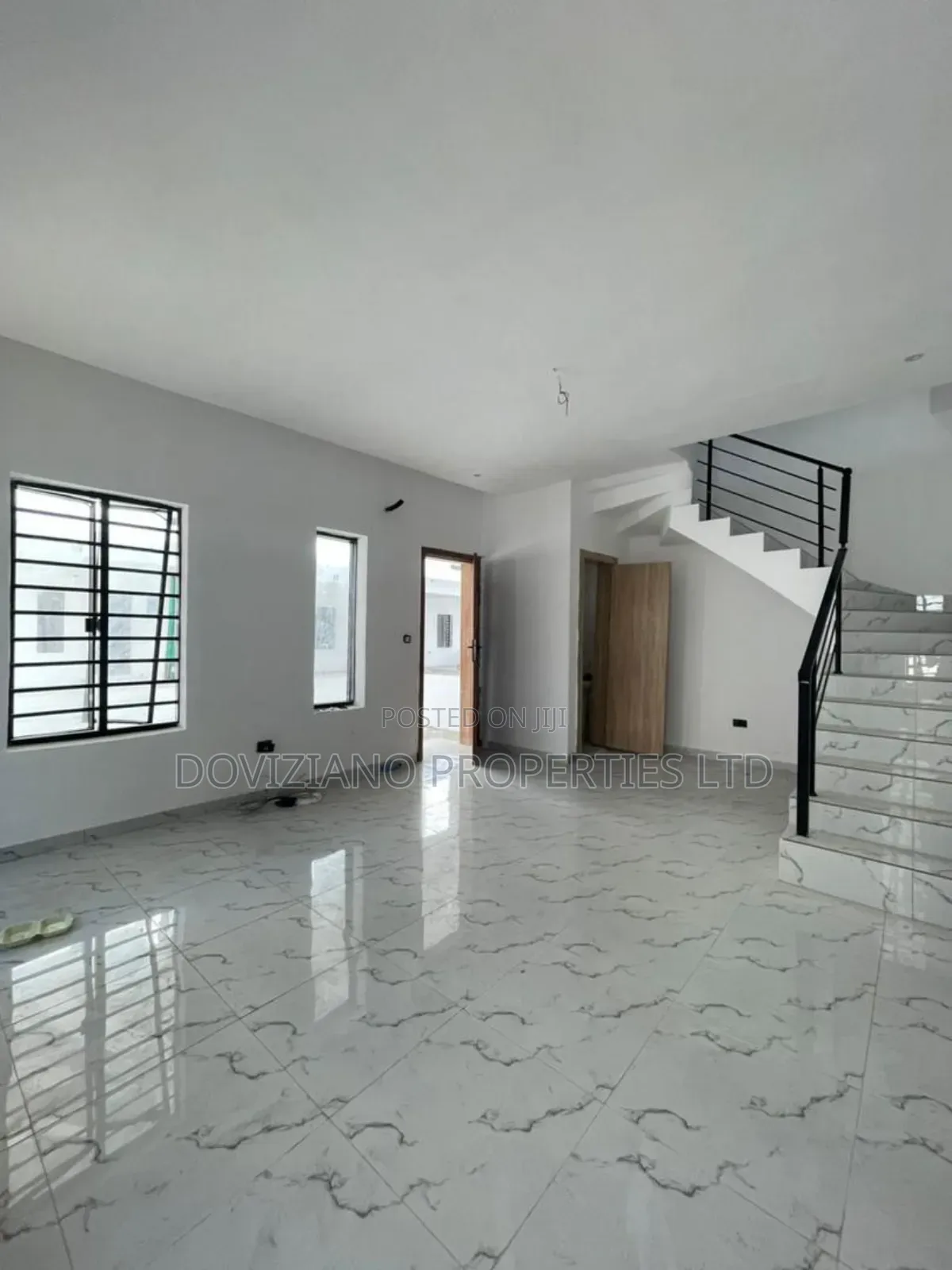 4bdrm Duplex in Lekki for sale in Lekki