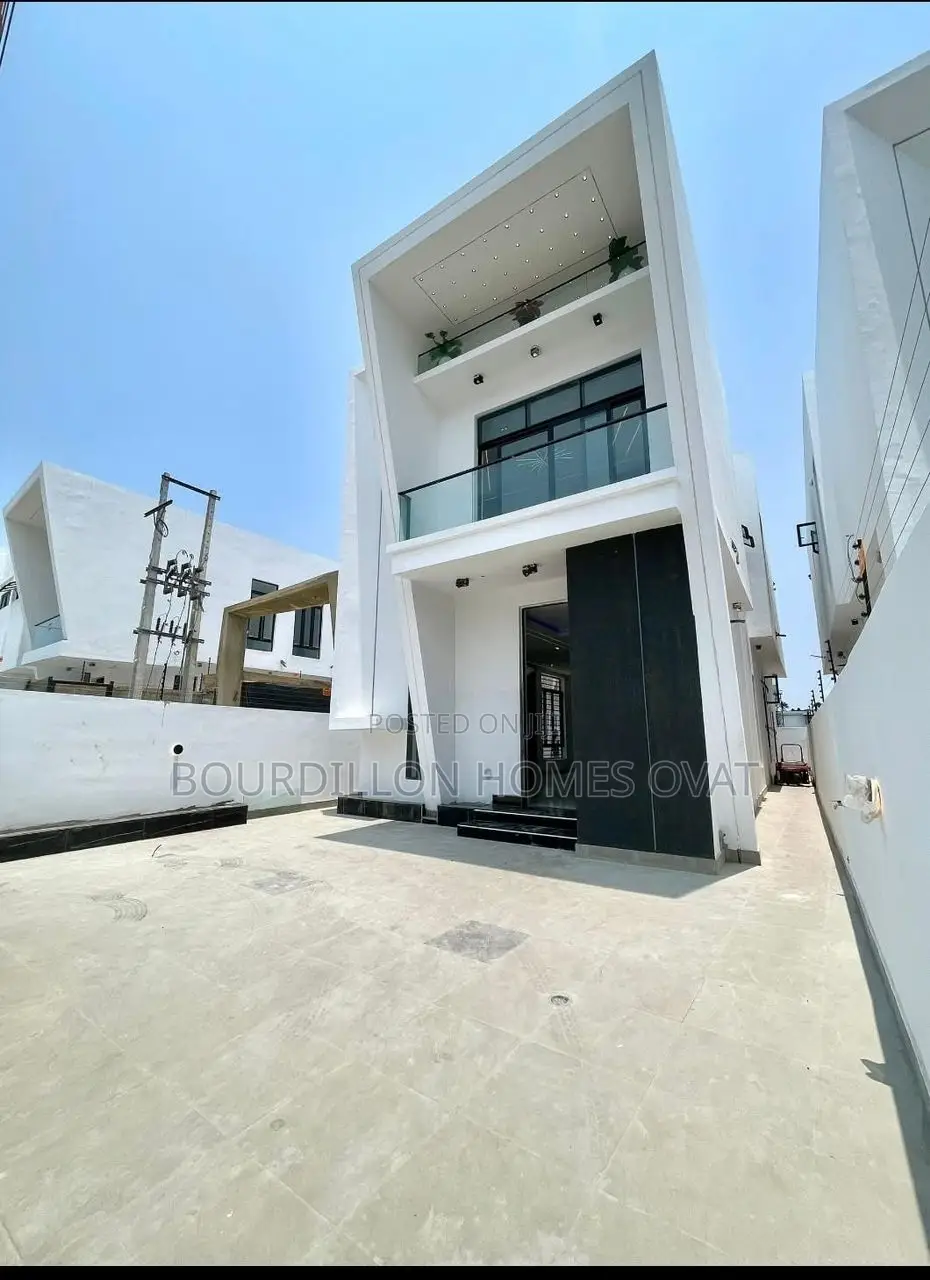 4bdrm Duplex in Orchid, Lekki Lagos for sale in Lekki