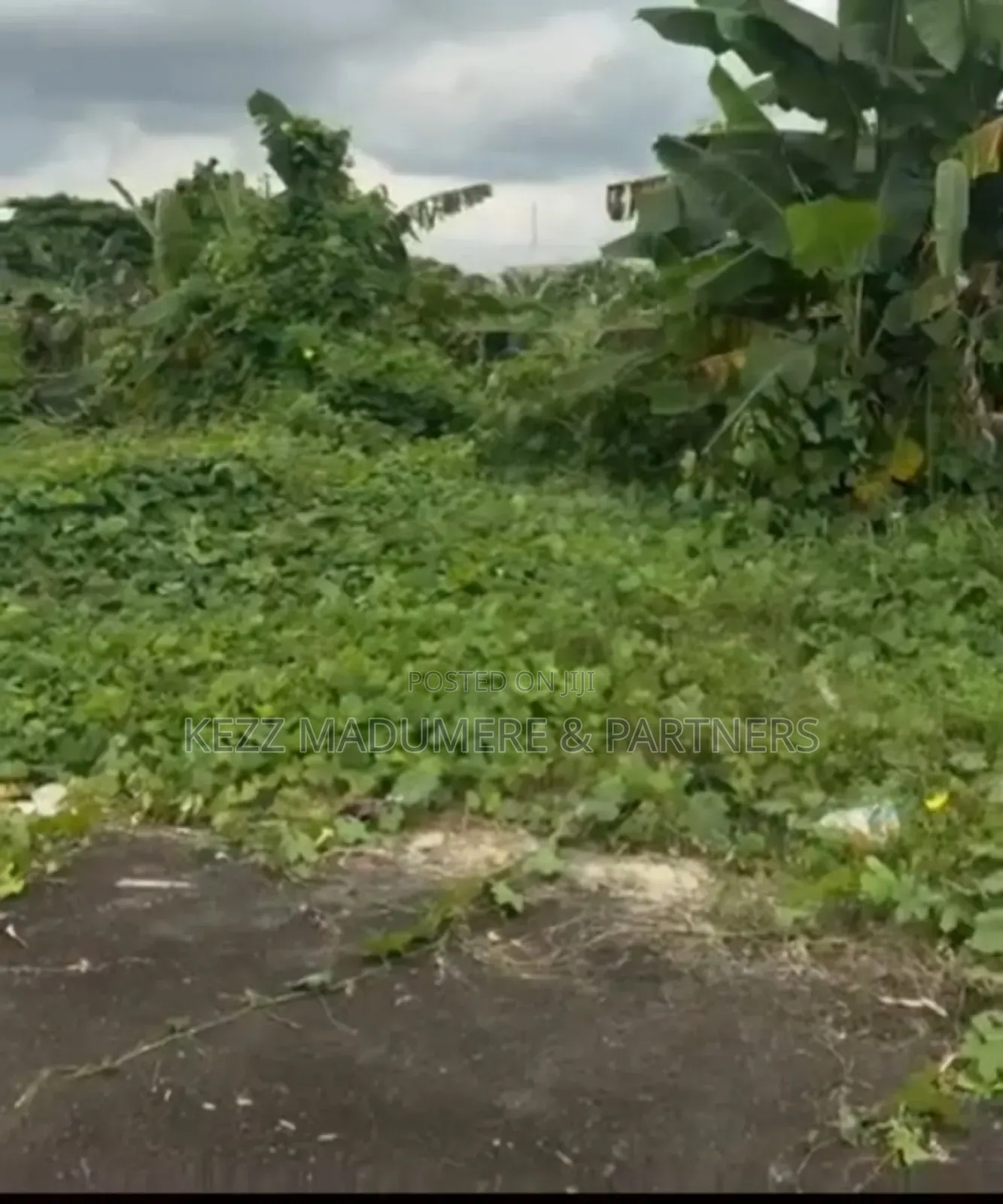 For Sale: 893 SQMTS of Land at Gra Phase 8, Eliozu Port Harcourt in Port-Harcourt