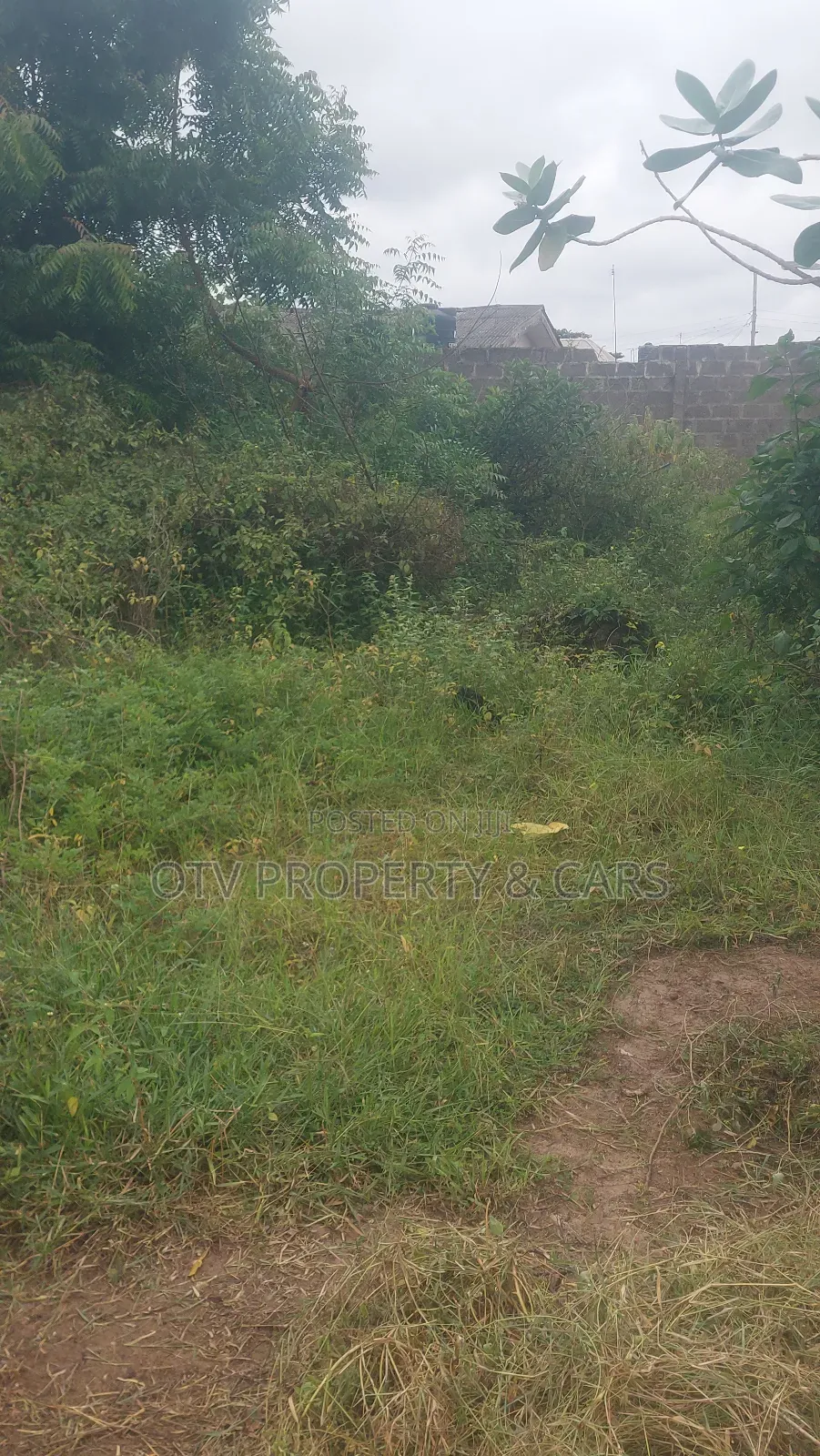 Approximately 8000sqm Available in Apapa Gra at #6.8b
For Sale in Apapa G.R.A