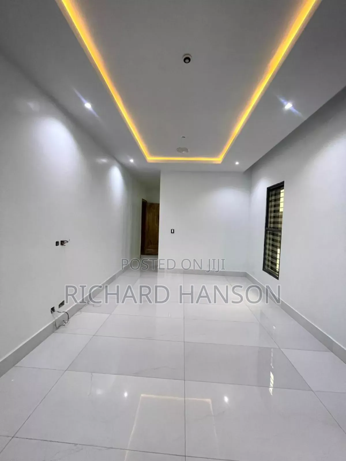 5bdrm Duplex in Inside Lekki Phase 1 for sale in Lekki Phase 1