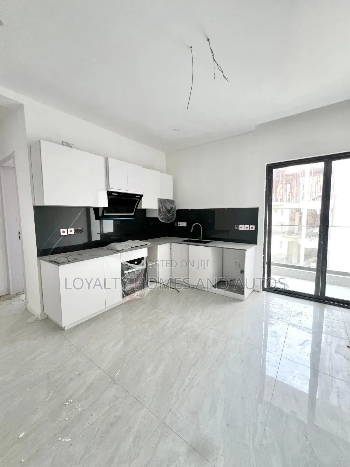 Furnished 2bdrm Apartment in Ikate for sale in Ikate