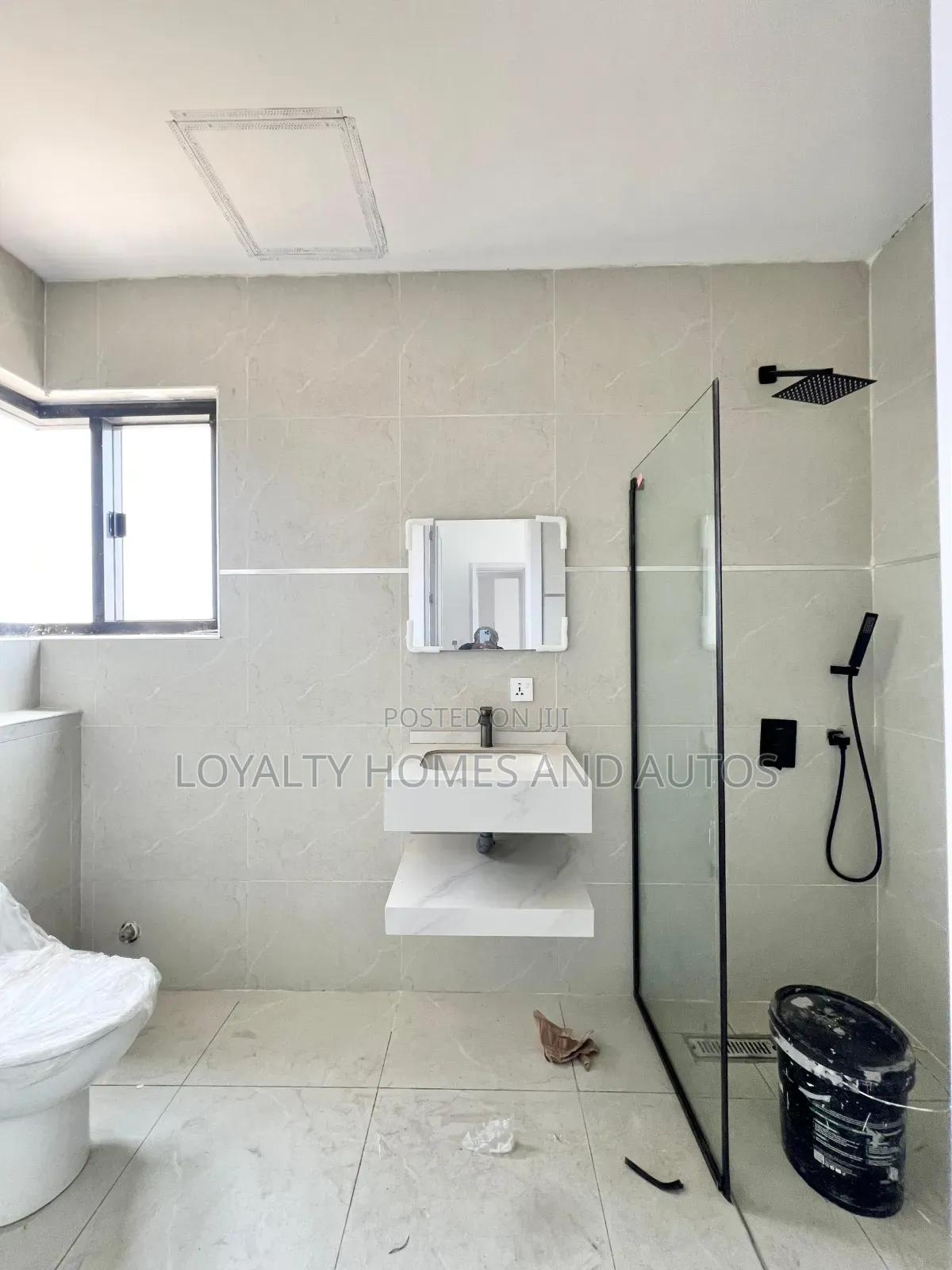Furnished 2bdrm Apartment in Ikate for sale in Ikate