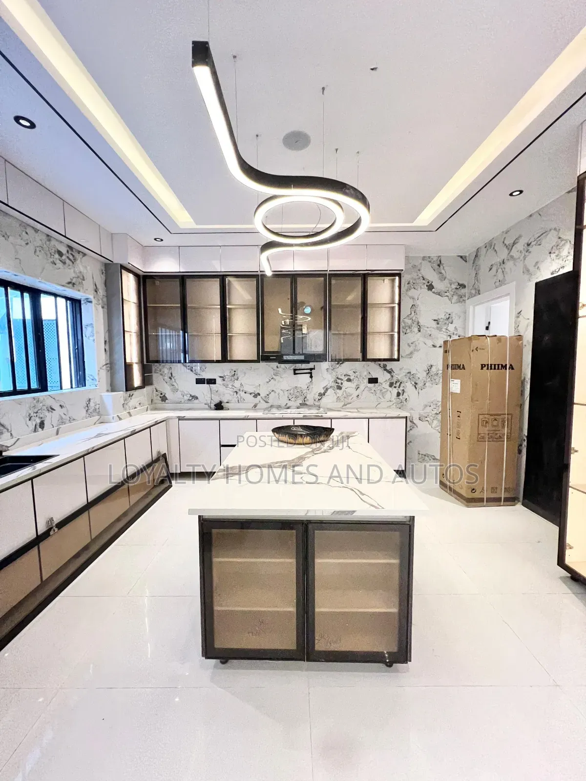 Furnished 5bdrm Duplex in Lekki Phase 1 for sale in Lekki Phase 1