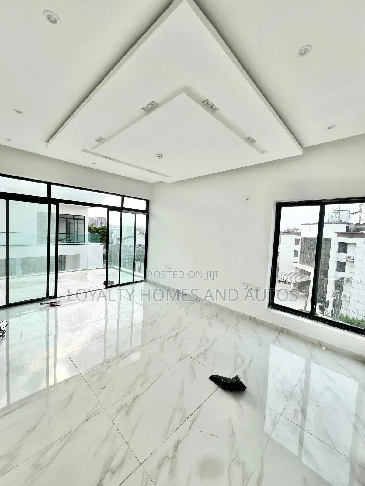 Furnished 4bdrm Duplex in Ikoyi for sale in Ikoyi