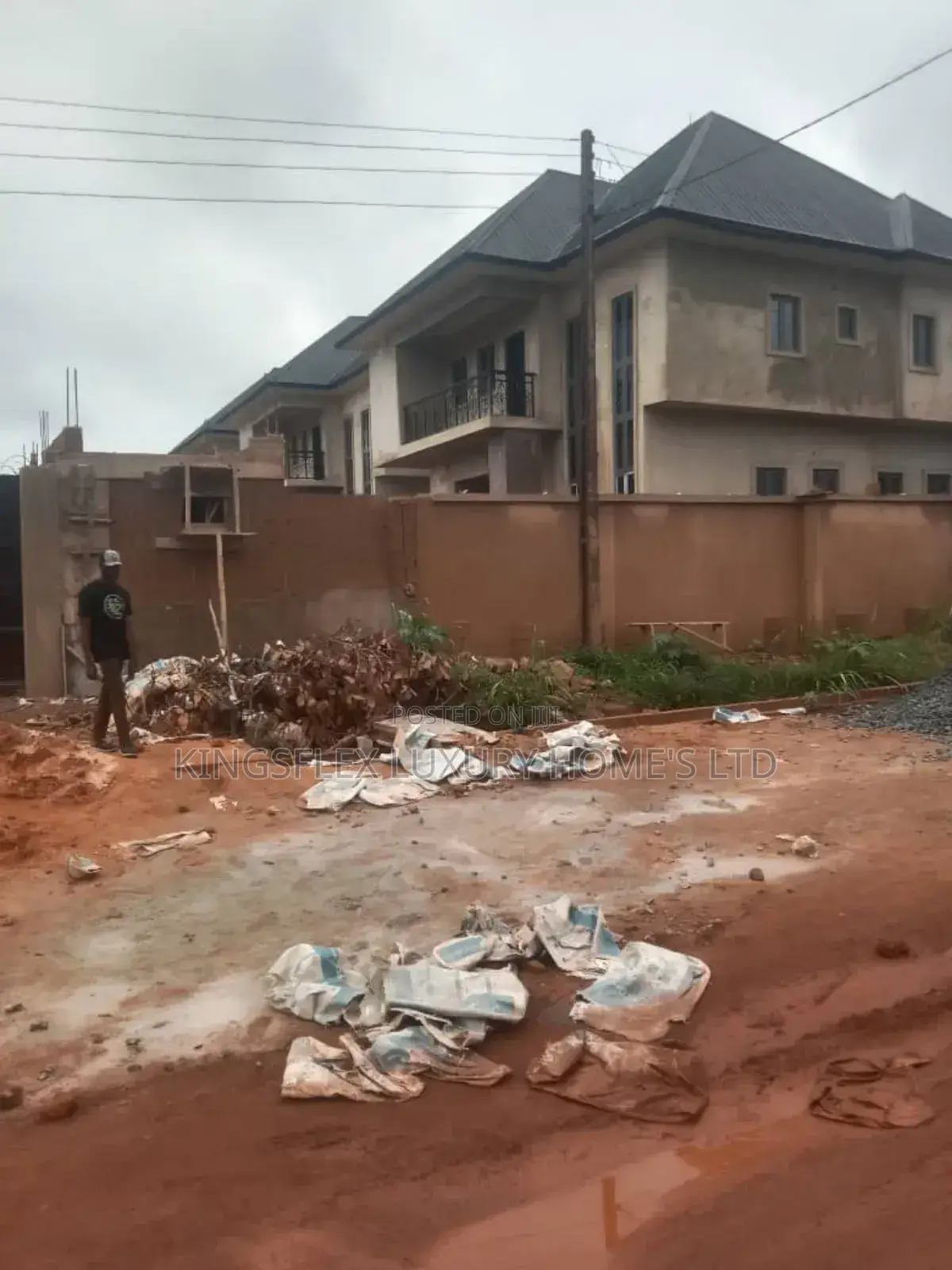 6bdrm Duplex in Nill, Enugu for sale in Enugu