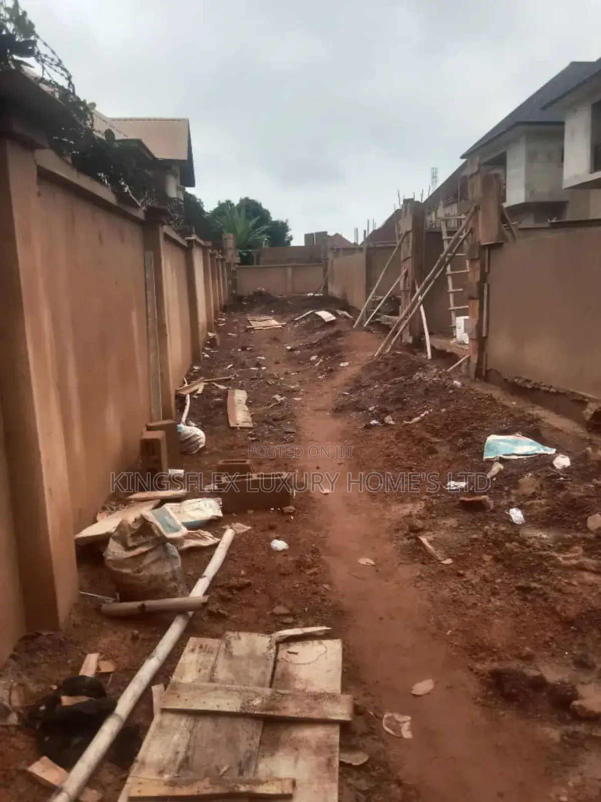 6bdrm Duplex in Nill, Enugu for sale in Enugu